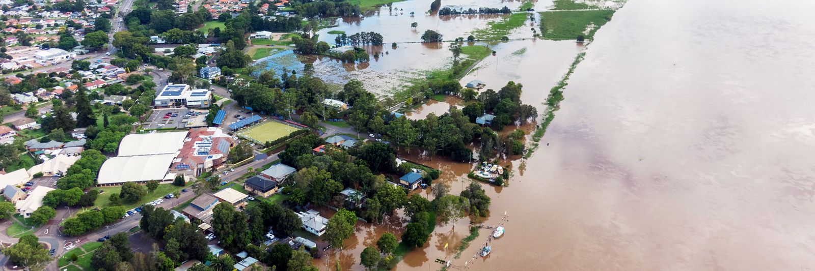 Flooding at Raymond Terrace banner image